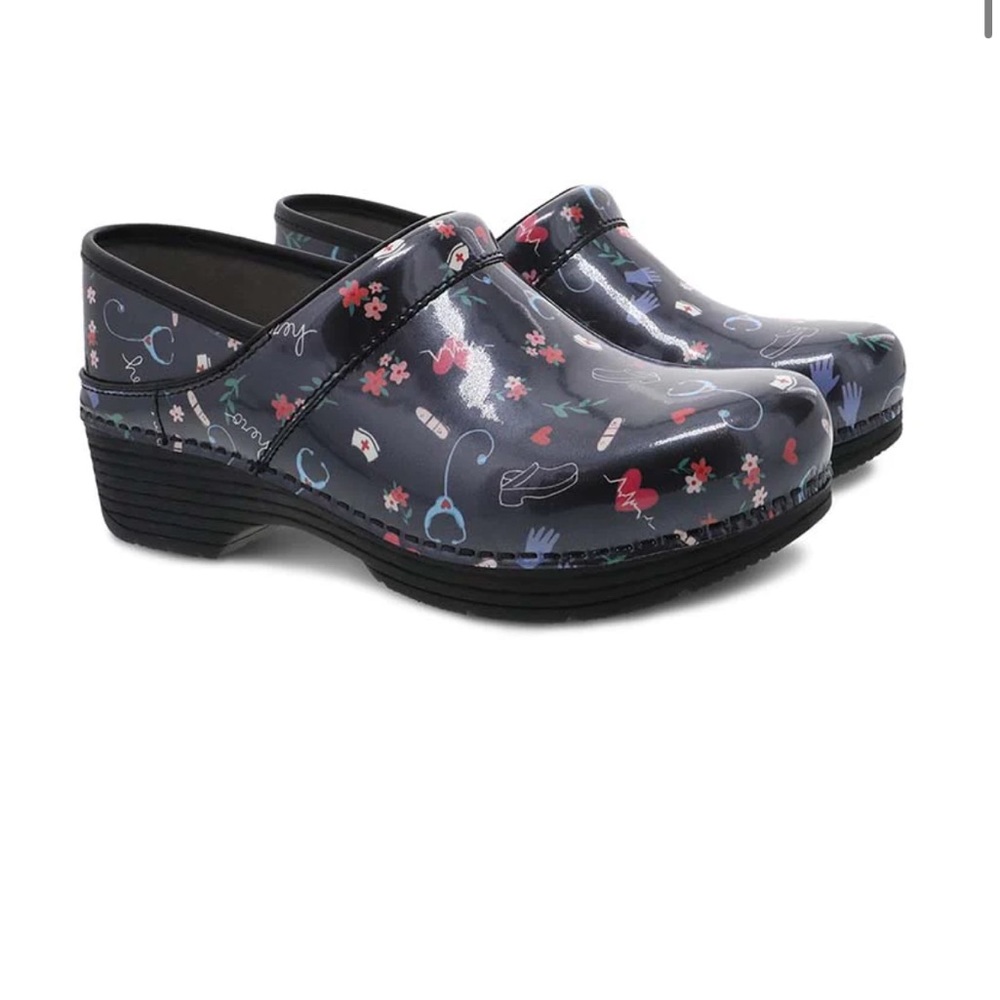 Dansko LT hero clog size 37